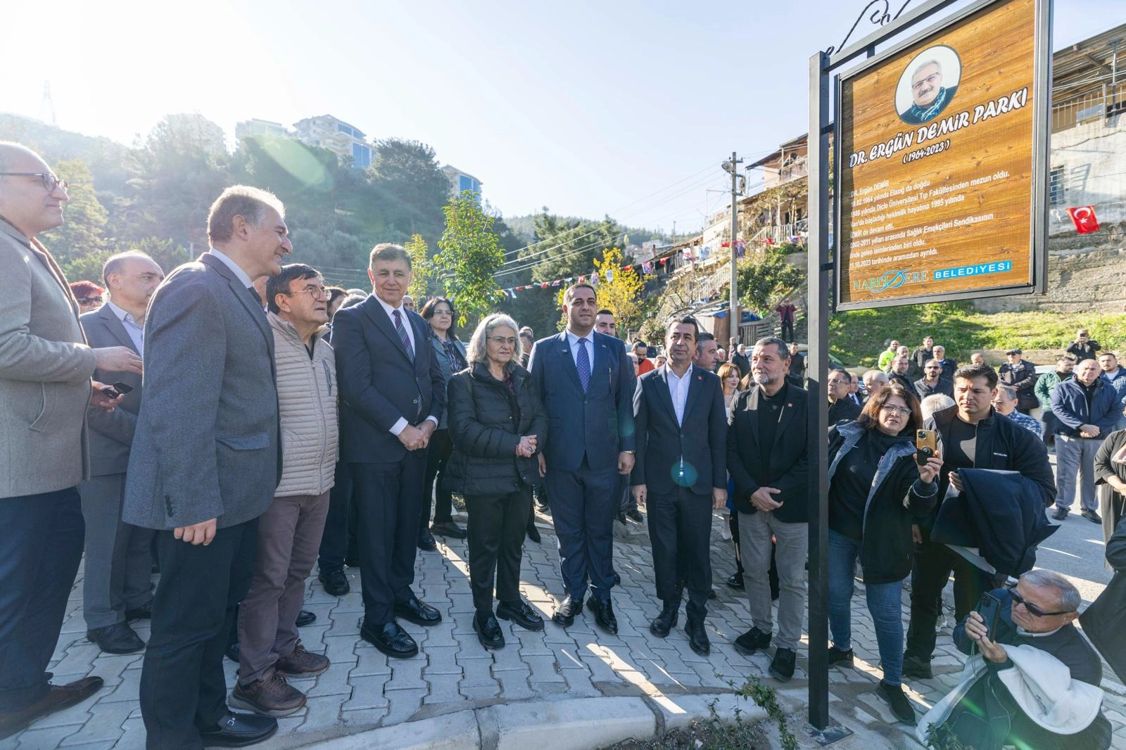 Dr. Erg&uuml;n Demir'in adı İzmir Narlıdere'de yaşatılacak