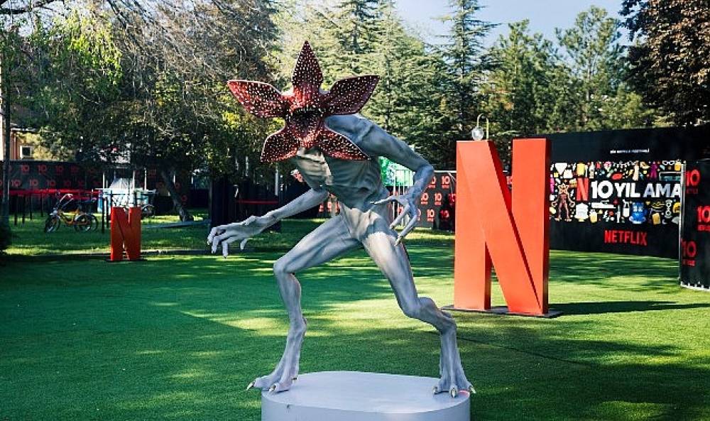 Netflix, T&uuml;rkiye'deki 10. Yılını Binlerce İzleyicisiyle Kutladı.