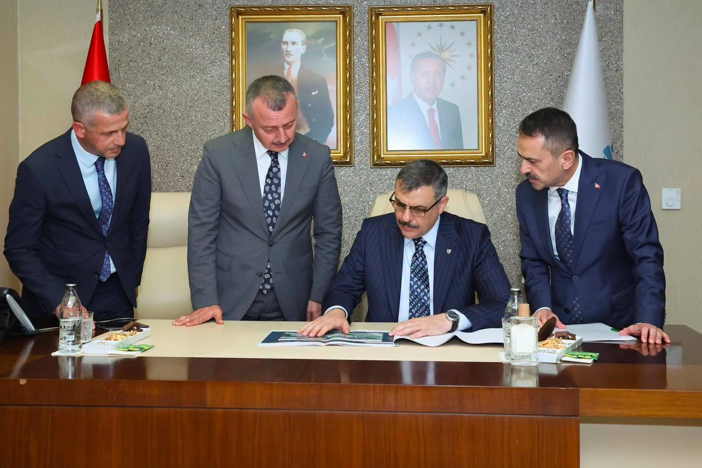 Bakan &Ccedil;ift&ccedil;i'den Kocaeli'nin vizyon projelerini yakın mercek