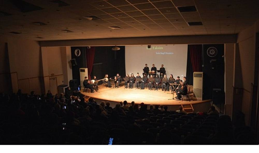 E&Uuml; DTMK Hz. Mevl&acirc;n&acirc;'yı 752. Vefat yıl d&ouml;n&uuml;m&uuml;nde &ldquo;Acemaşir&acirc;n Mevlev&icirc; &Acirc;yini" ile andı