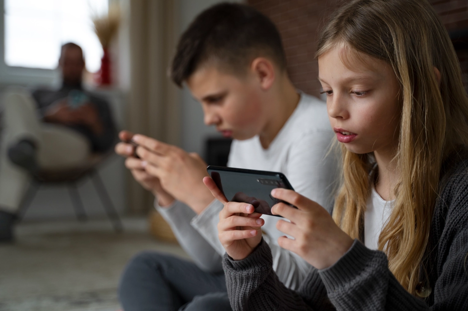 Sosyal medya devlerine KVKK&rsquo;dan '&ccedil;ocuk verileri' incelemesi