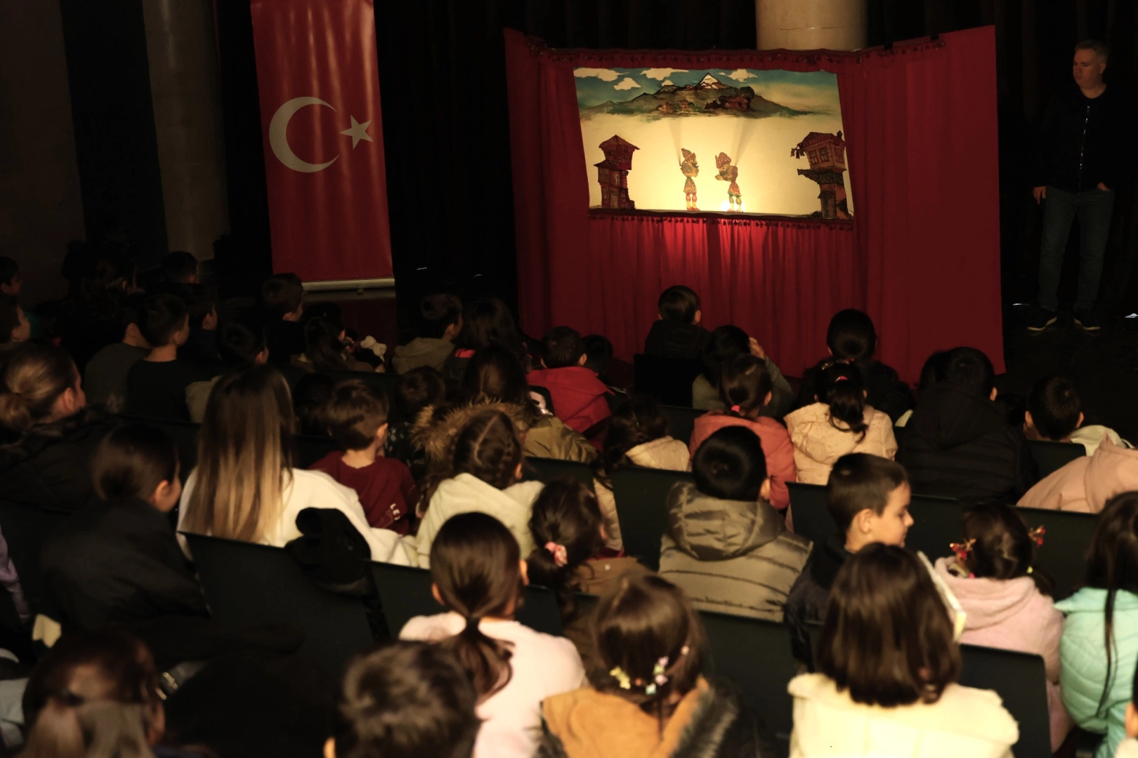 Bursa'nın y&uuml;zlerce yıllık simgeleri Osmangazi'de perdeye yansıdı