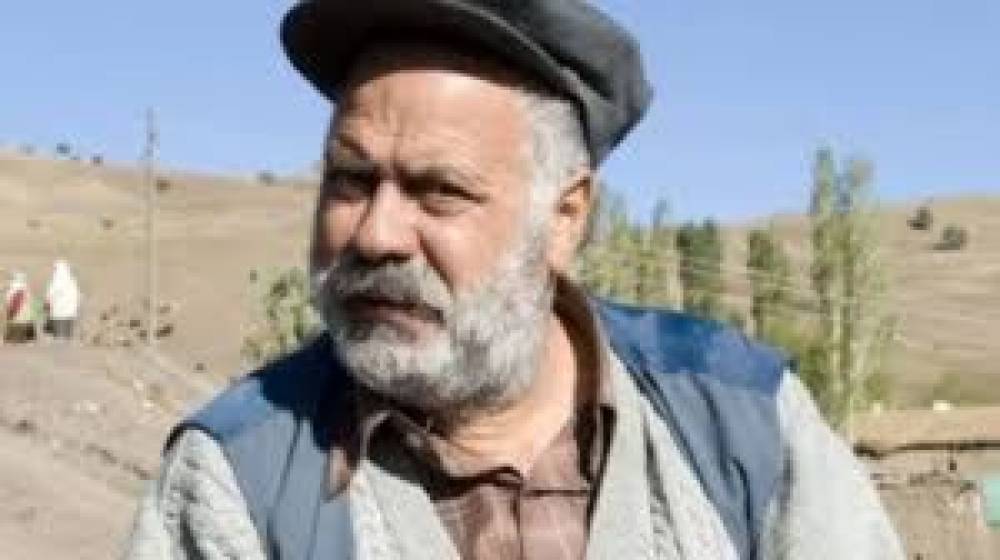 Usta oyuncu Ali Tutal hayatını kaybetti 