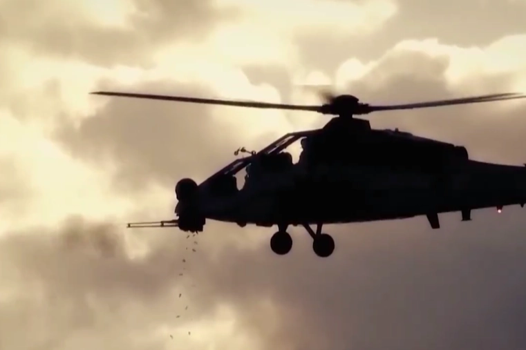 Ortak eğitim helikopteri Katar'da denize d&uuml;şt&uuml;! 3'&uuml; T&uuml;rk 7 şehit!