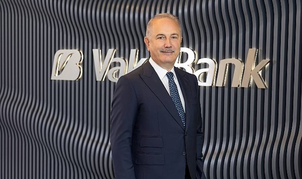VakıfBank'tan 900 milyon doların üzerinde Sürdürülebilirlik Temalı Sendikasyon Kredisi