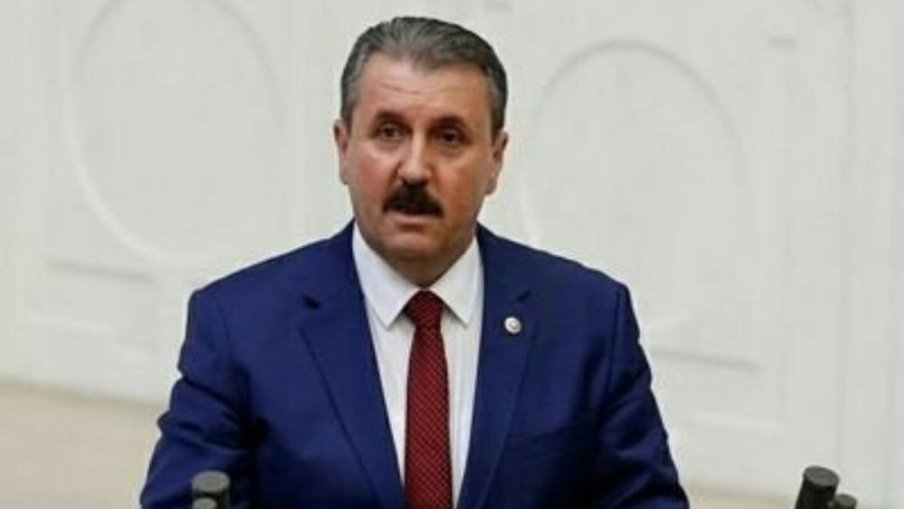 BBP Lideri Destici’den MHP’ye yanıt: ‘PKK’nın meşrulaştırılmasına itiraz edenler suçlanıyor’ 