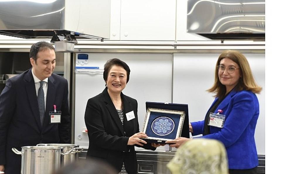 Türk mutfağı Japonya'da Women Üniversitesi müfredatına girmesi için büyük bir adım atıldı