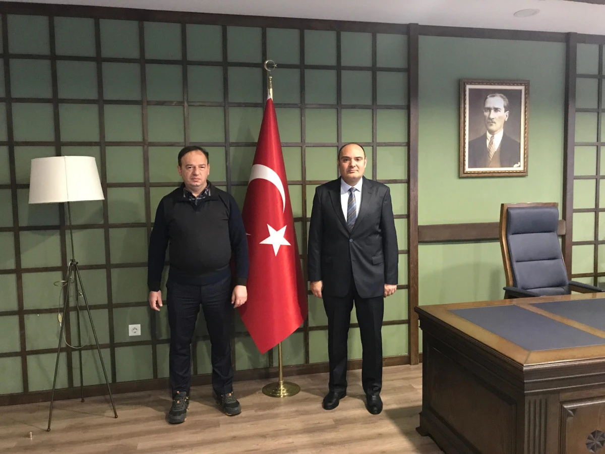 AK Parti Pelitli Mahallesi Se&ccedil;im İşleri Başkanı Osman Mert, Ortahisar Kaymakamı G&uuml;rkan Demirkale&rsquo;yi makamında ziyaret etti.