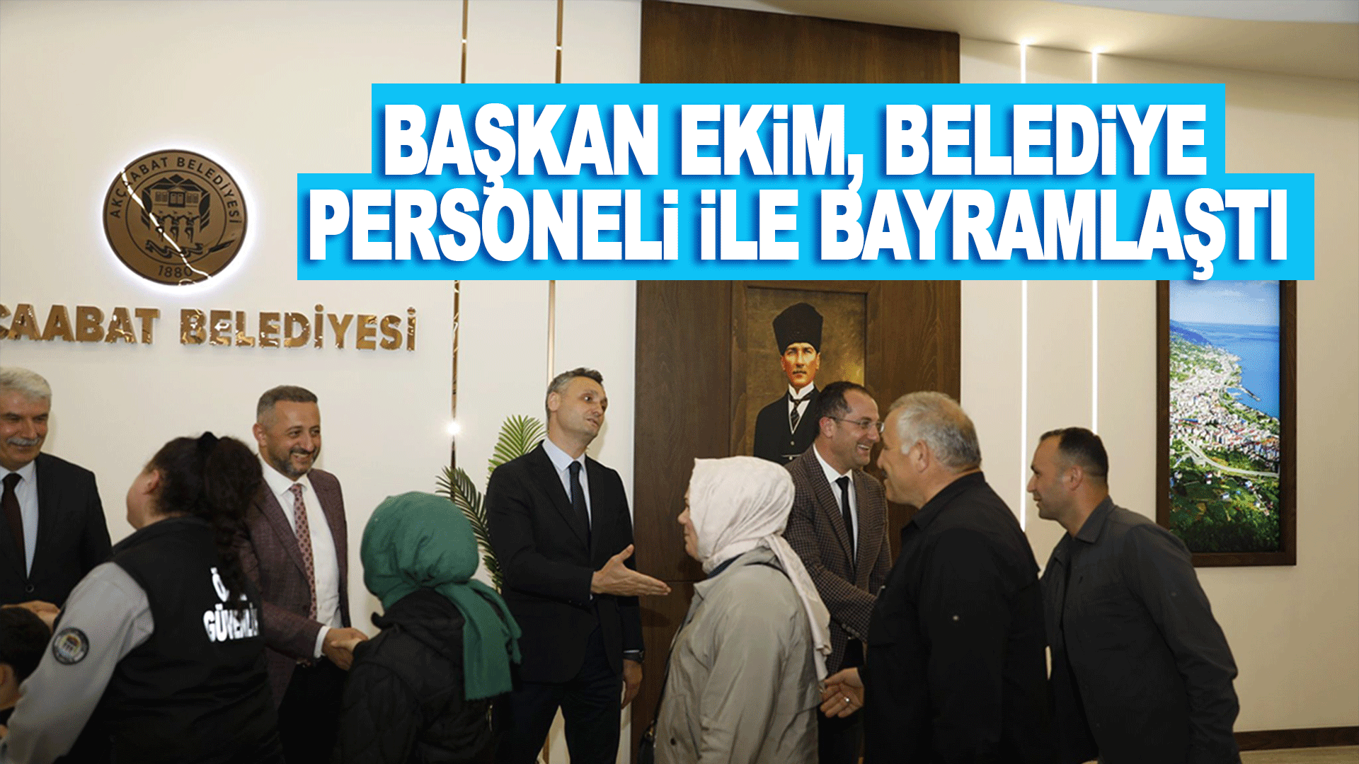 Ak&ccedil;aabat Belediye Başkanı Osman Nuri Ekim personelle bayramlaştı