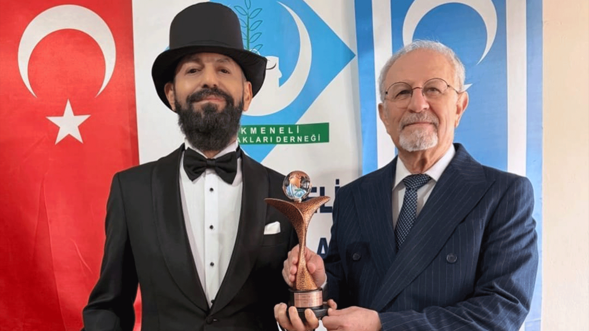 Akif Manaf &ldquo;Barış ve İnsan Hakları &Ouml;d&uuml;l&uuml;&rdquo; ile Onurlandırıldı