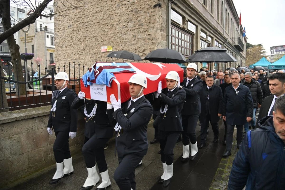 Atay Aktuğ i&ccedil;in Trabzon&rsquo;da t&ouml;ren d&uuml;zenlendi, şehrin hafızasında derin izler bıraktı