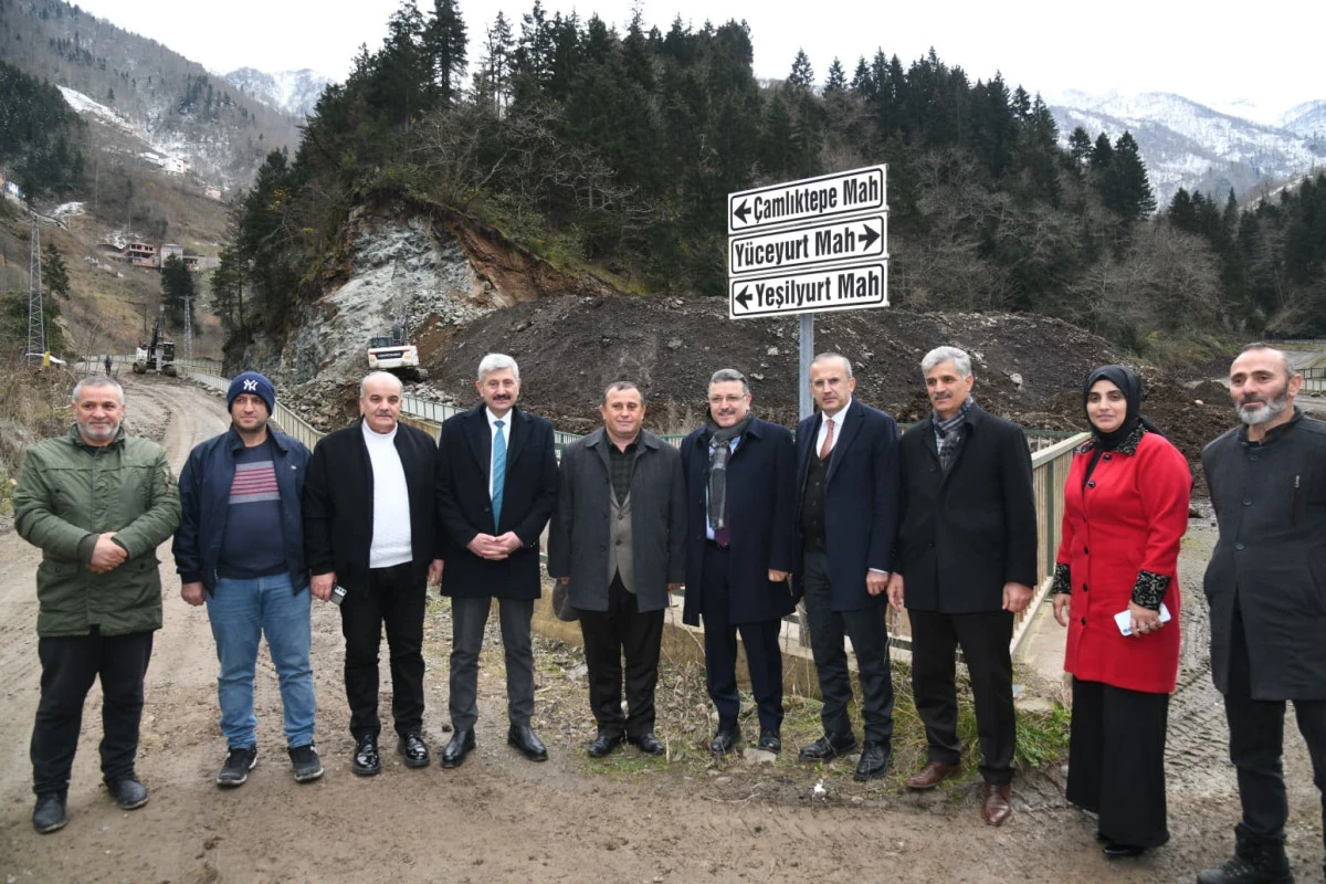 Başkan Ahmet Metin Gen&ccedil;, Araklı &Ccedil;amlıktepe&rsquo;de Afet B&ouml;lgesindeki &Ccedil;alışmaları Yerinde İnceledi