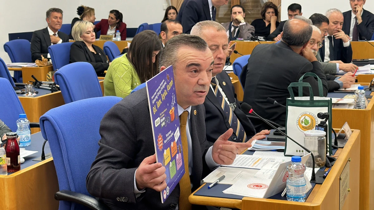 İYİ Partili Yavuz Aydın’dan Bakan Yumaklı’ya “kahverengi kokarca” çıkışı: “Üreticiyi böcek toplamaya değil devlet desteğine yöneltin”