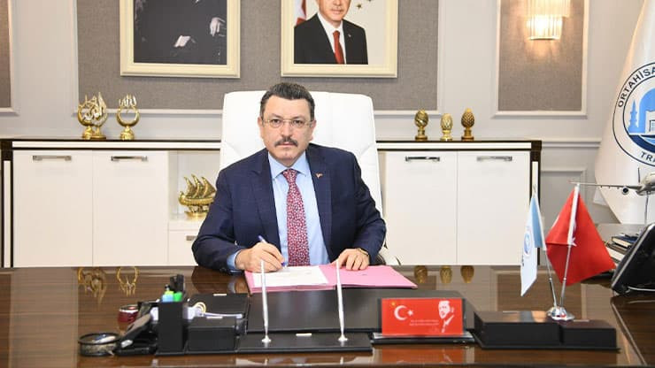 Ortahisar Belediye Başkanı Ahmet MetinGenç’ten Kadir Gecesi mesajı!