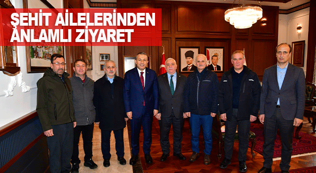 Şehit aileleri derneği, Trabzon Valisi Tahir Şahin&rsquo;i makamında ziyaret ederek yeni g&ouml;revinde başarılar diledi