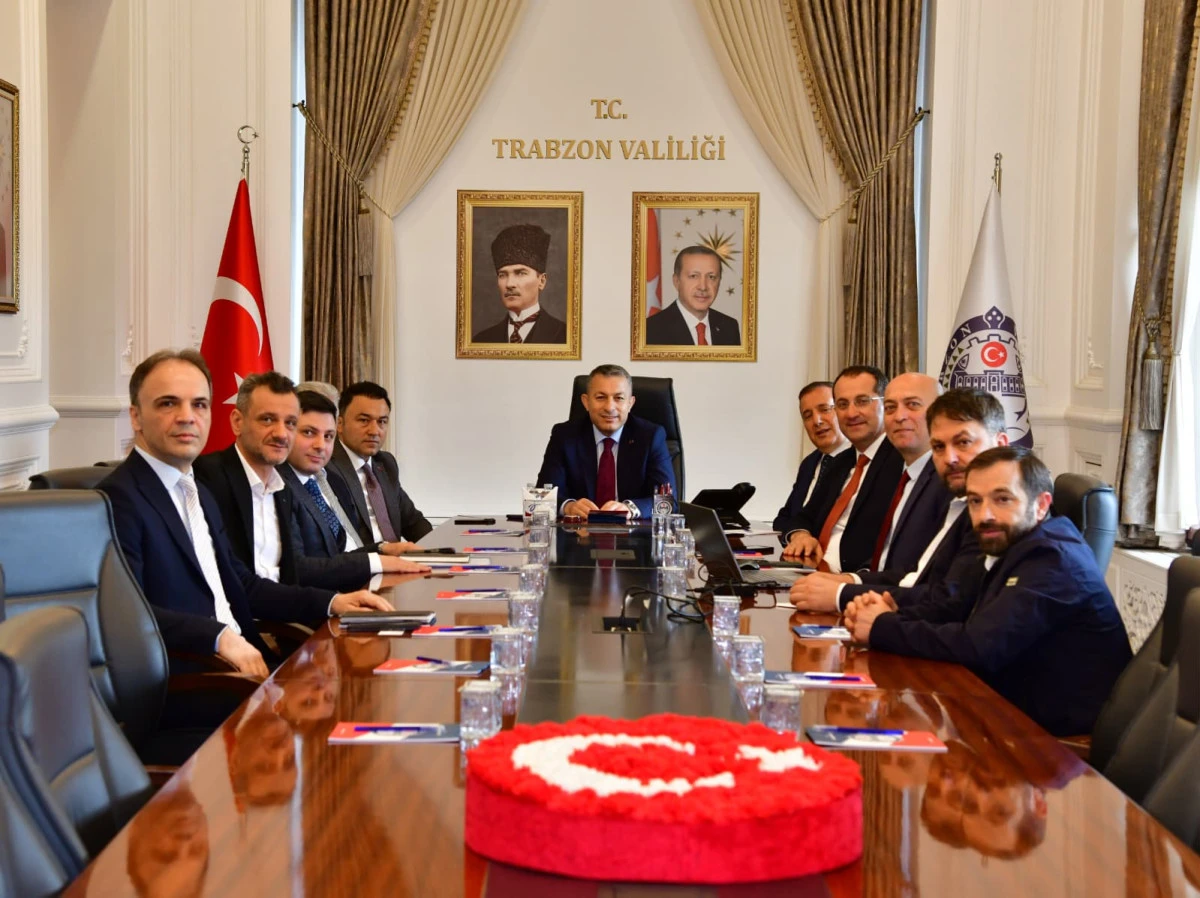 Şinik Organize Sanayi B&ouml;lgesi&rsquo;nde &uuml;retim, yatırım ve istihdam g&uuml;ndemi masaya yatırıldı