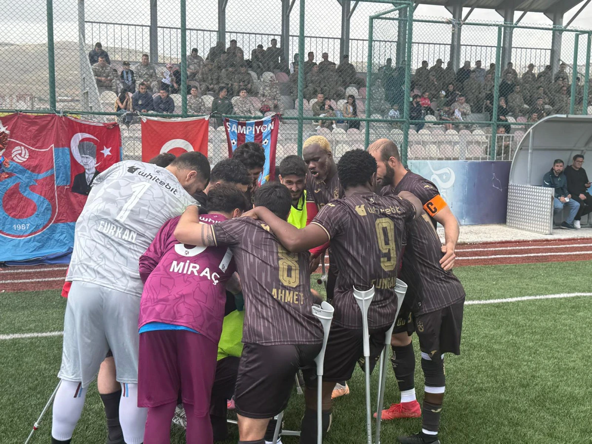 Trabzon B&uuml;y&uuml;kşehir Ampute Futbol Takımı &uuml;&ccedil;&uuml;nc&uuml;l&uuml;ğ&uuml; garantiledi