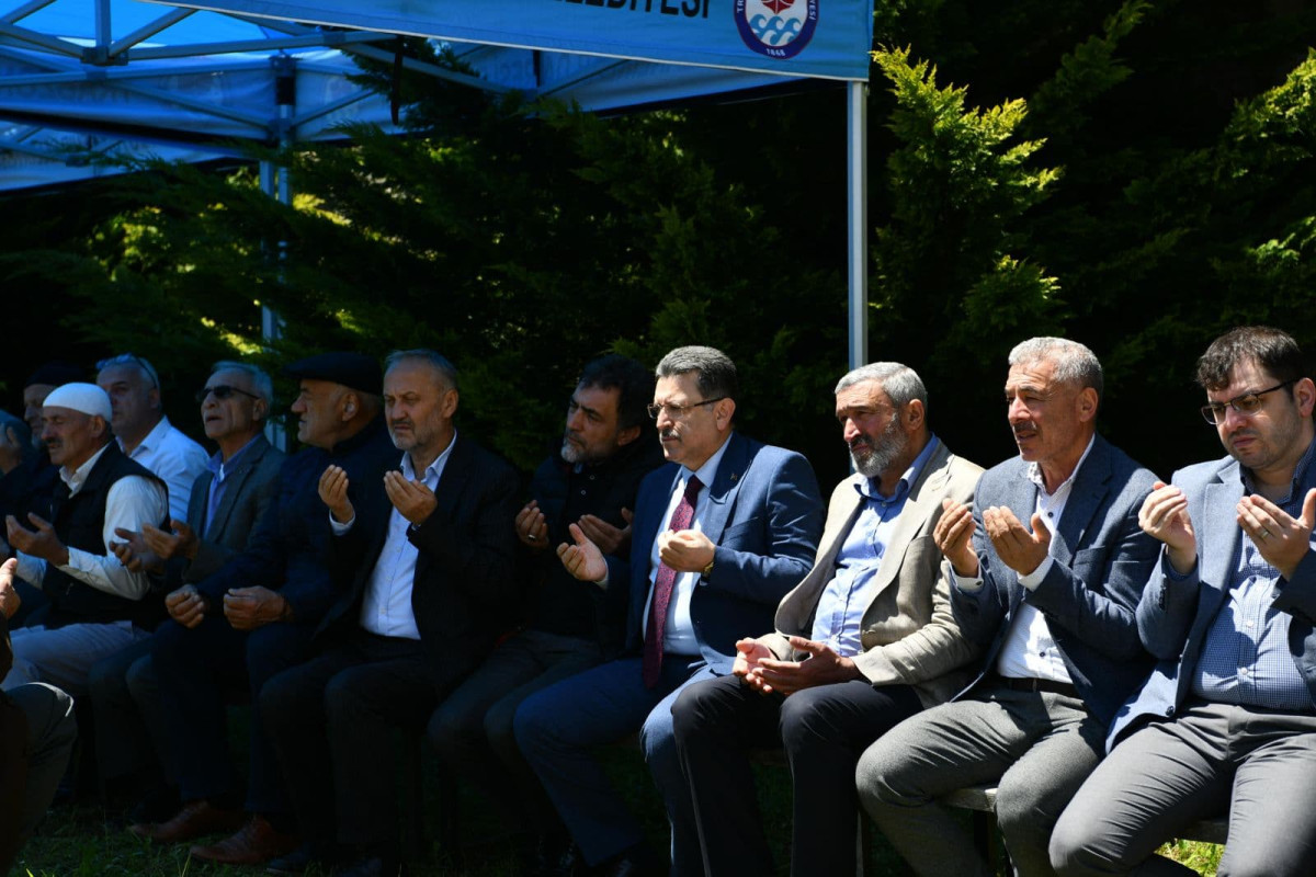 Trabzon eski Milletvekili Mustafa Cumur Dualarla Anıldı