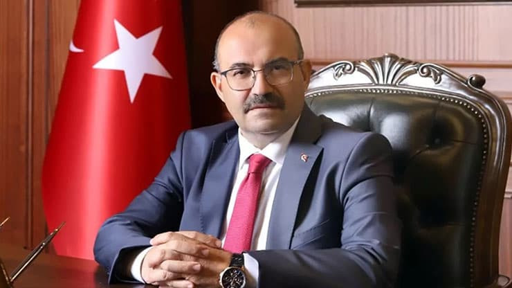 Trabzon Valisi İsmail Ustaoğlu’nun Anneler Günü Mesajı..
