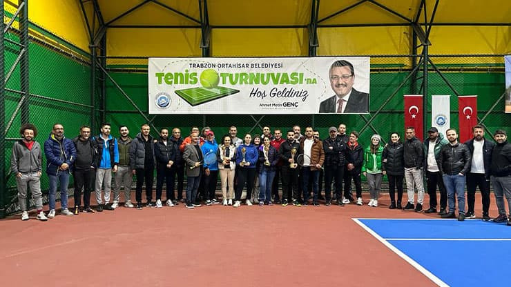 Trabzon’da Tenis Turnuvası’nda şampiyonlar belli oldu