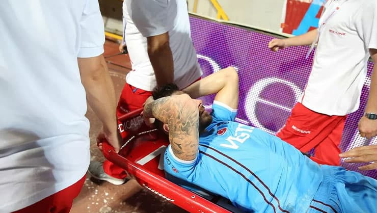 Trabzonspor'un yıldızı Dorukhan Toköz yeniden ameliyat oldu!