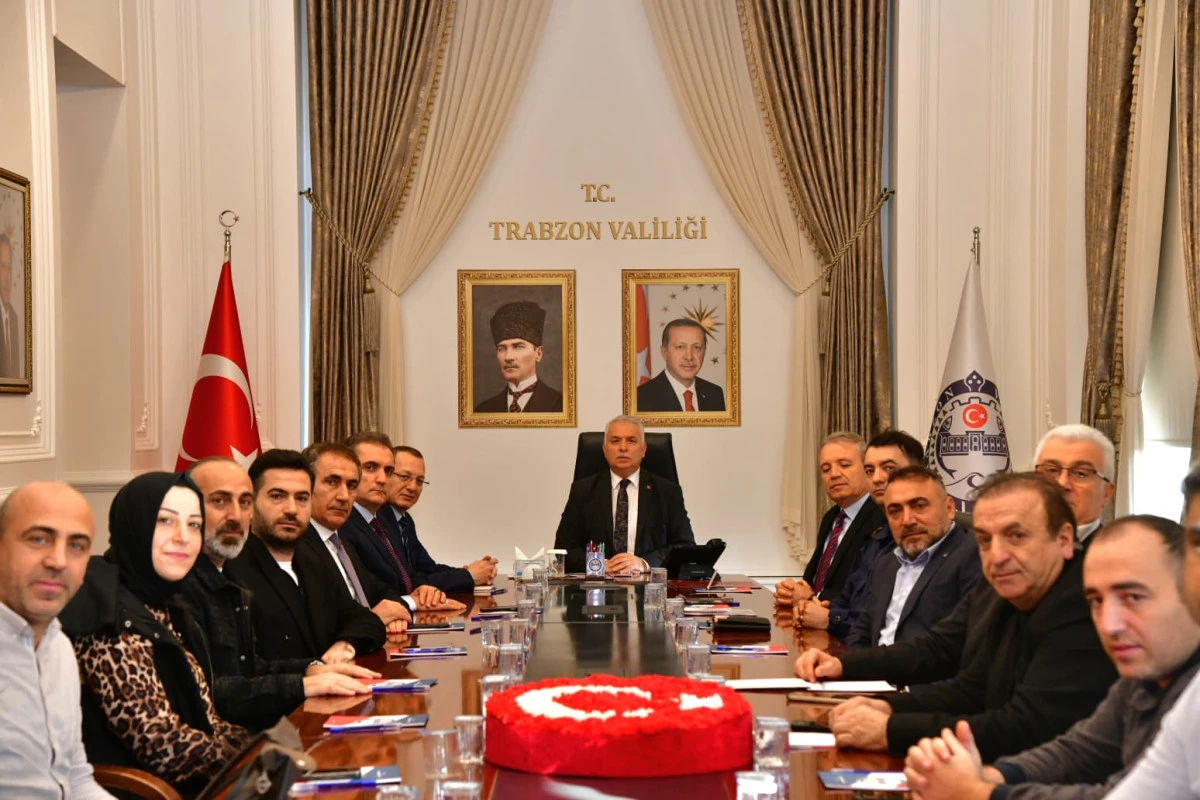 Vali Aziz Yıldırım Başkanlığında Trabzon’da İl Spor Güvenlik Kurulu Toplantısı Gerçekleştirildi