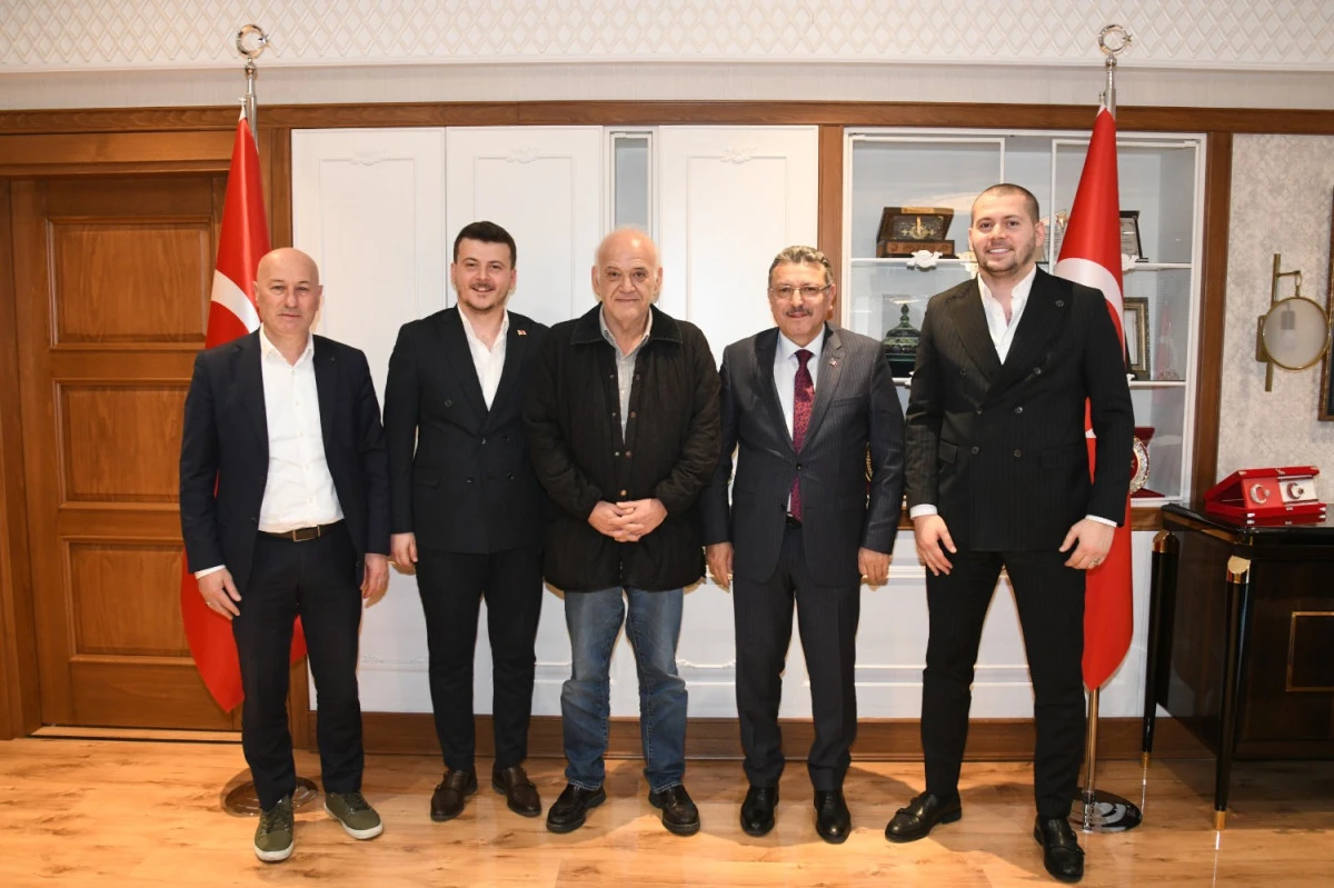 Yavuz Selim’in geleceği şekilleniyor: Başkan Genç çocuklar için yeni saha planını açıkladı